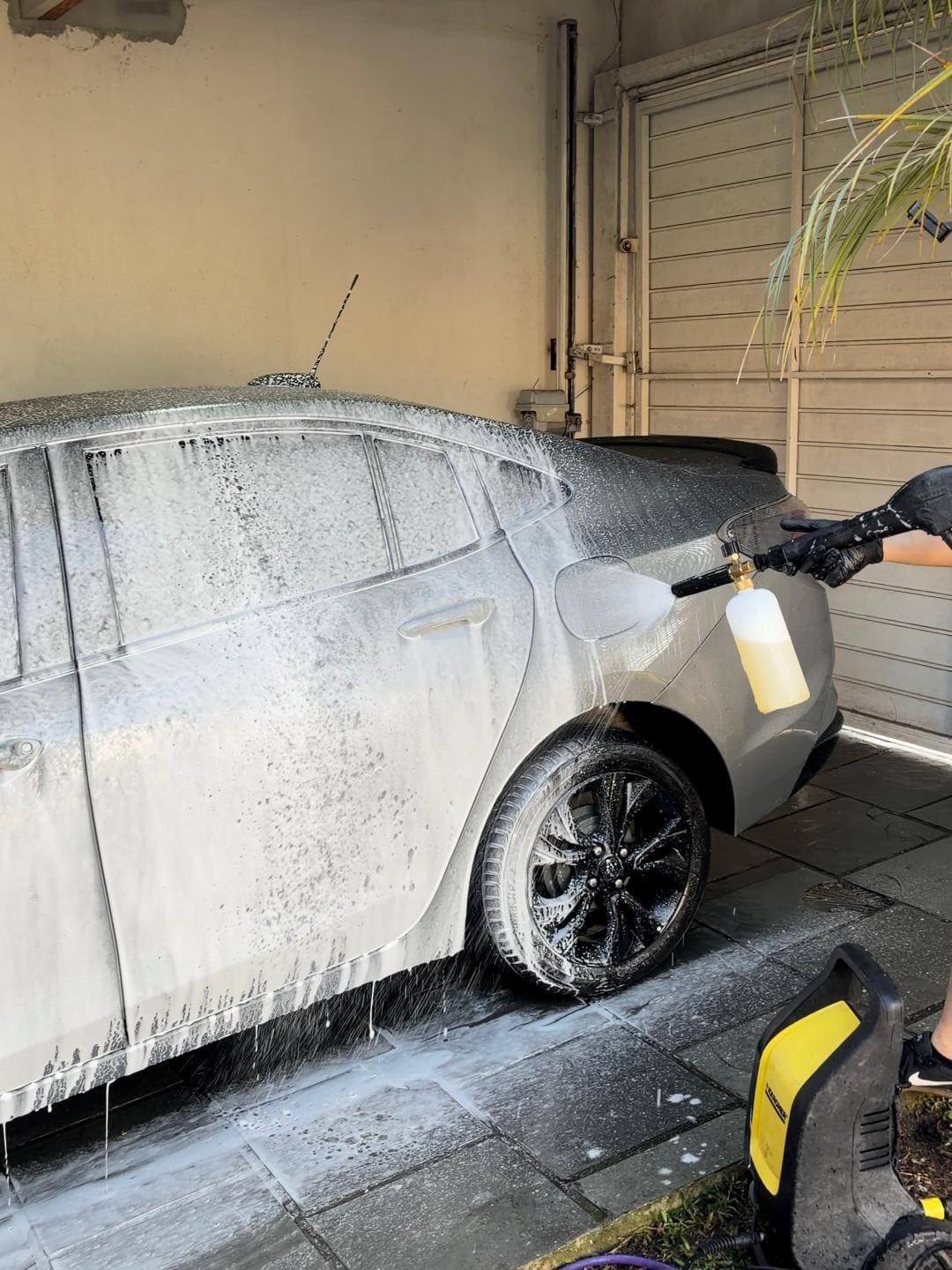 Antes e depois — Aplicação de espuma (Onix)